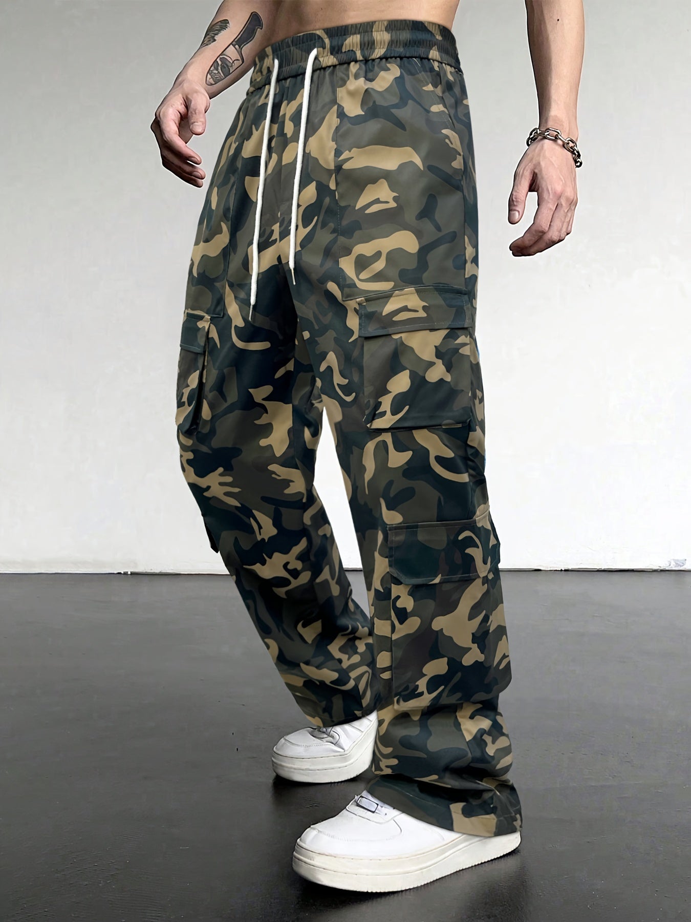 Men's Cargo Pants With Multiple Pockets for All Seasons