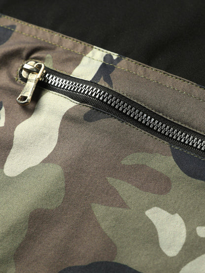 Men's Camo Hooded Short Sleeve Sweatshirt With A Zippered Kangaroo Pocket