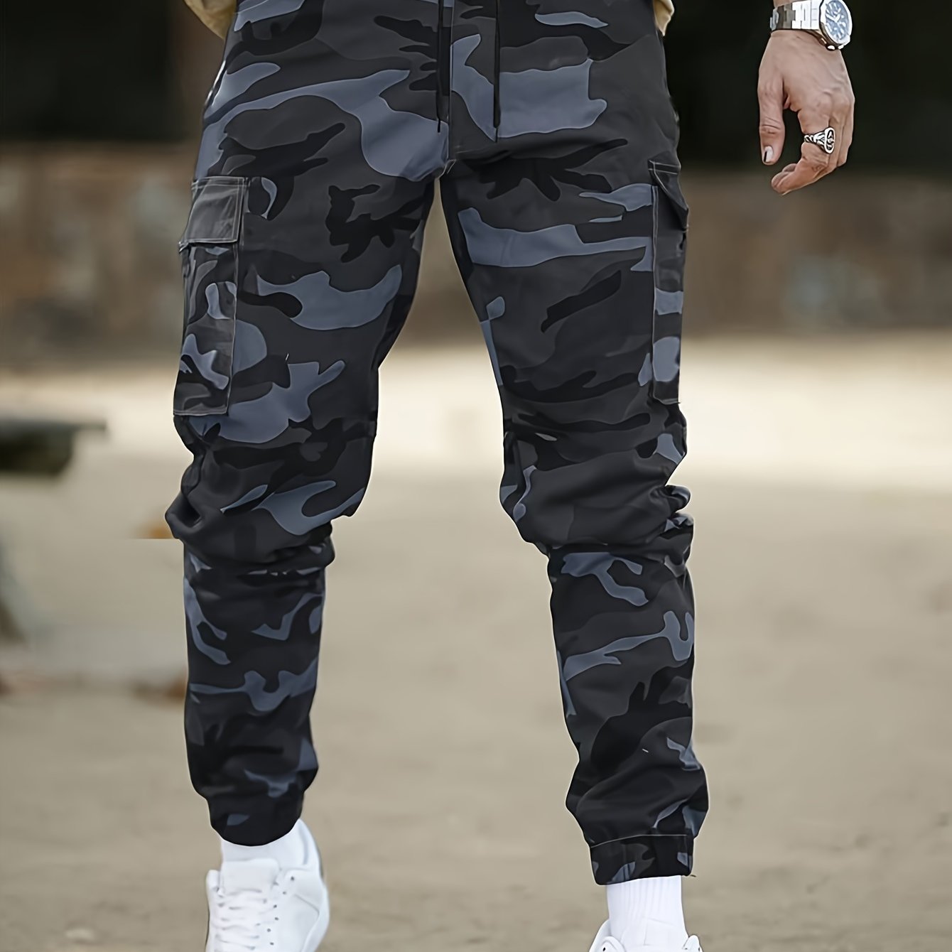 Cropped Camo Cargo Pants For Men