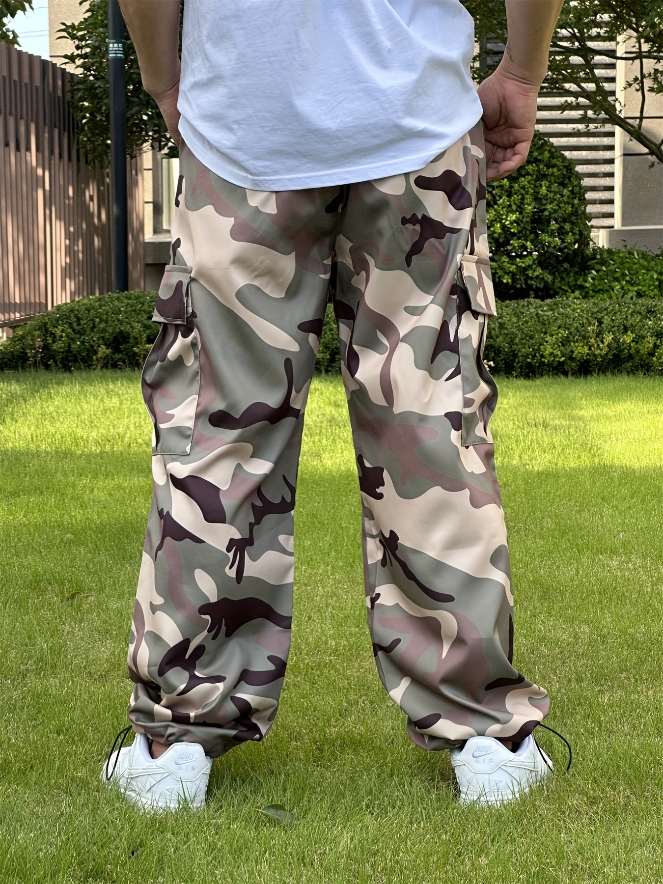 Pantalones cargo de camuflaje para hombre con múltiples bolsillos