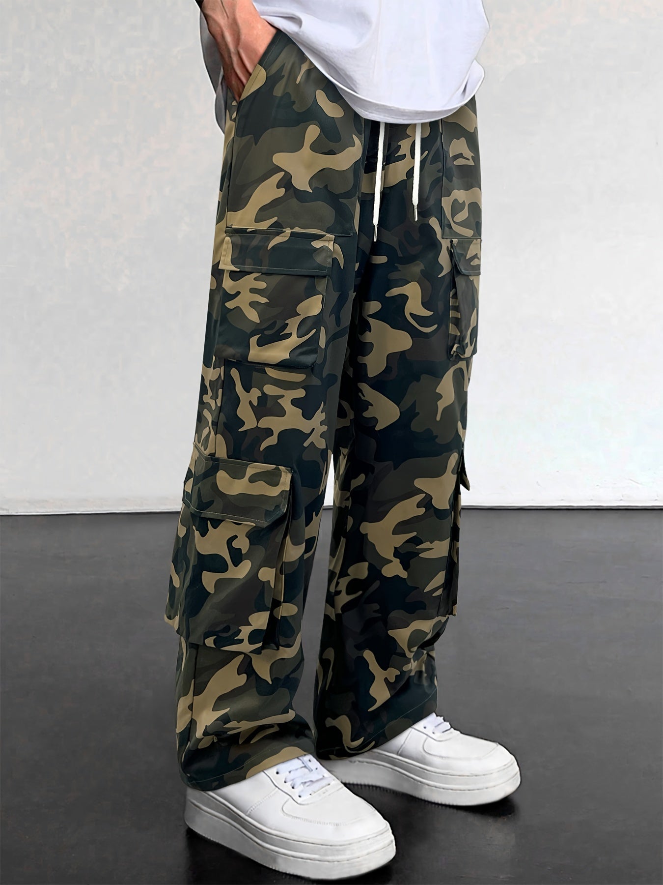 Men's Cargo Pants With Multiple Pockets for All Seasons