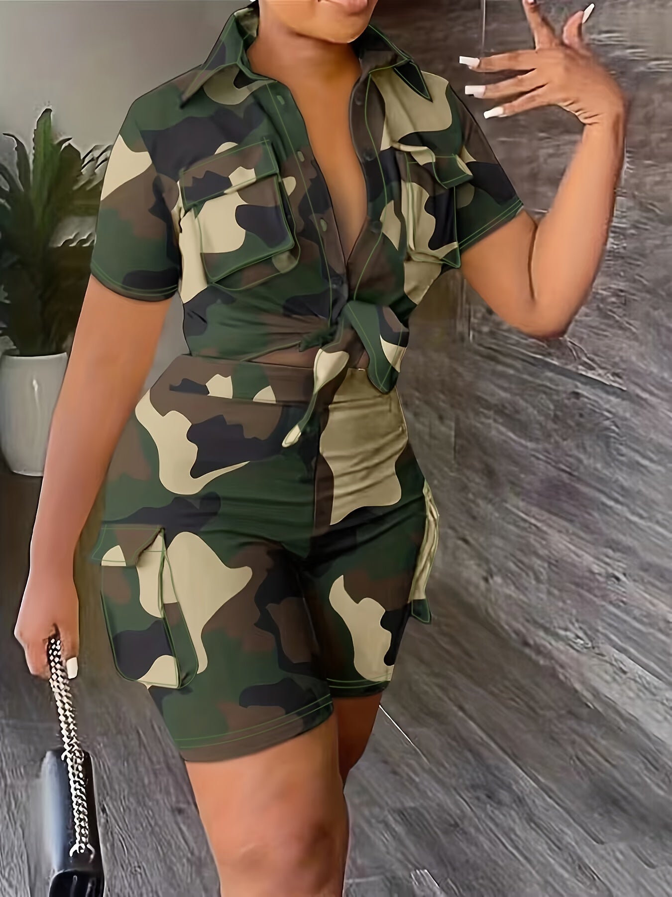 Plus Size Camo Outfit Set: Button-Up Crop Top & Shorts with Pockets