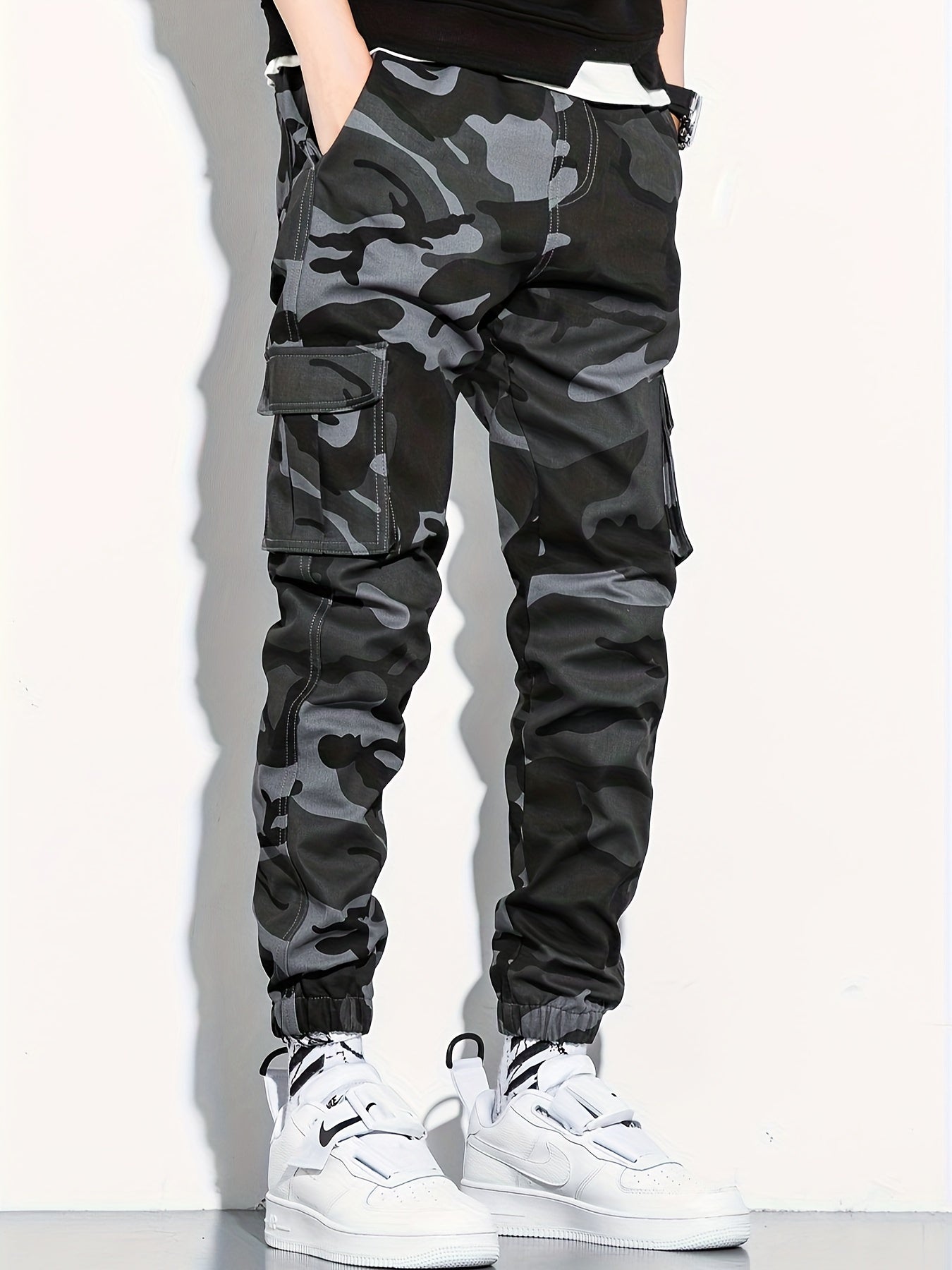 Men's Camo Cargo Cropped Pants With Multi Pockets | Vintage Style