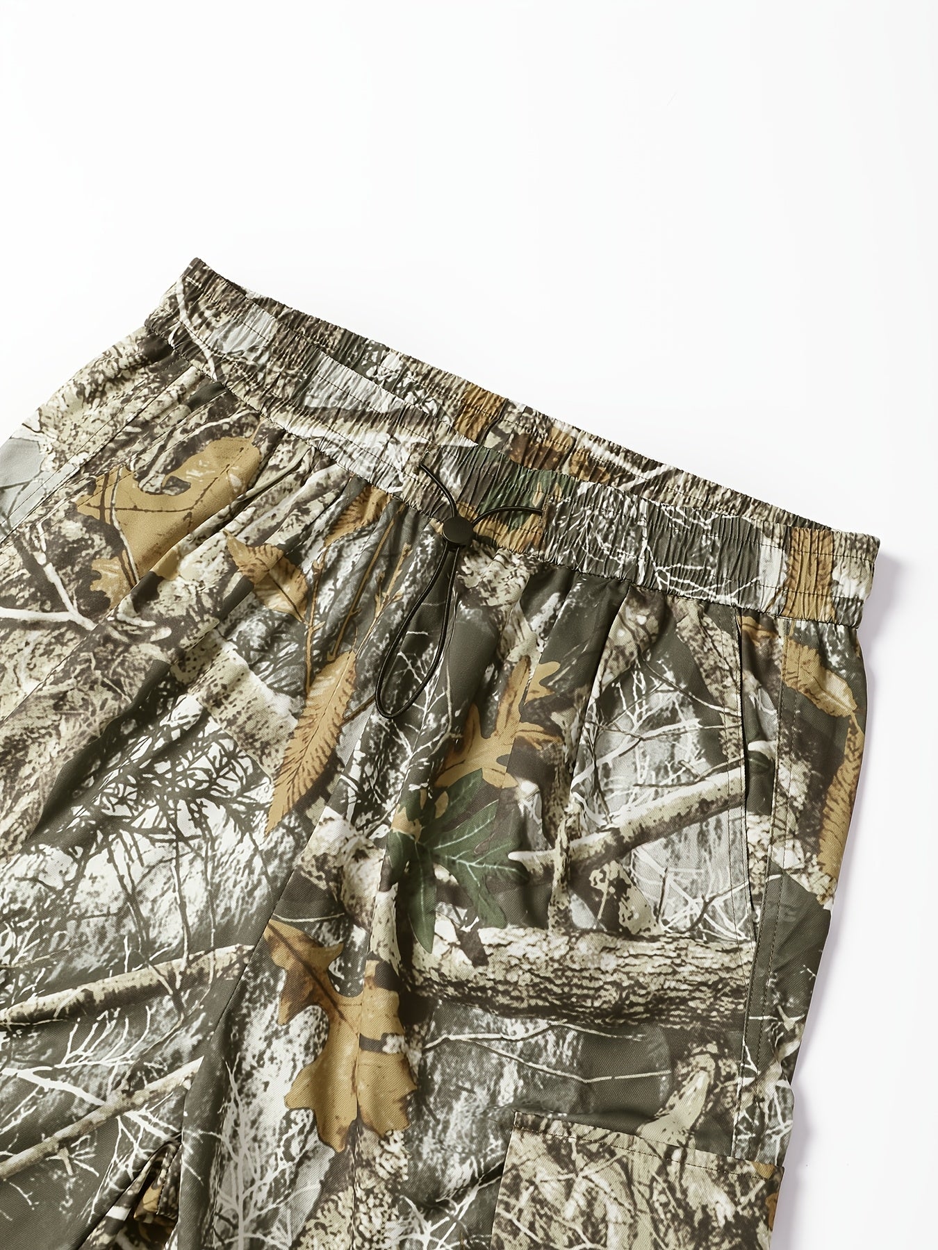 Men's Camo Cargo Pants with Multi-Pocket | Loose Fit