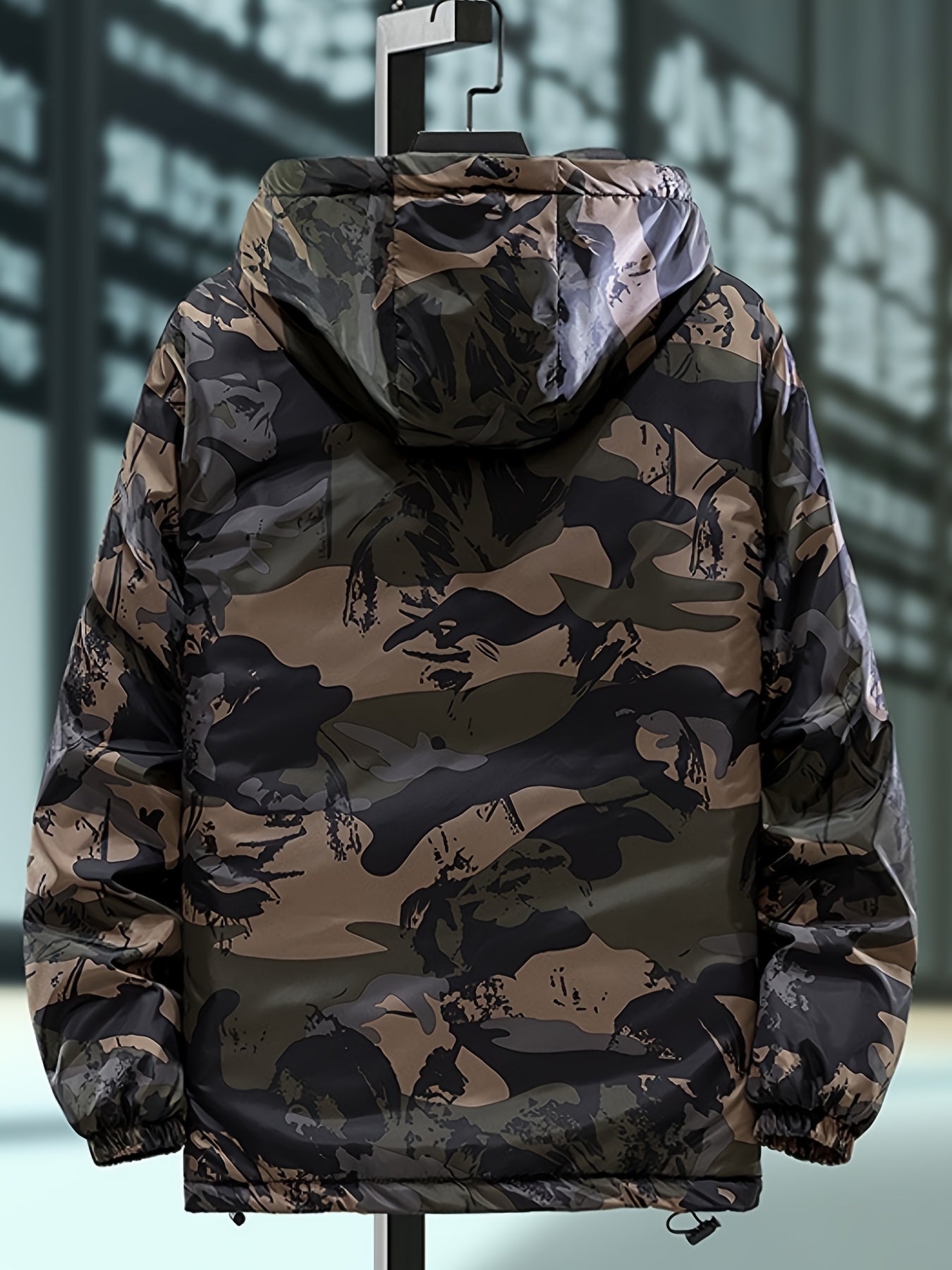 Men's Windproof Camo Jacket with Fleece Lining | Sports Coat