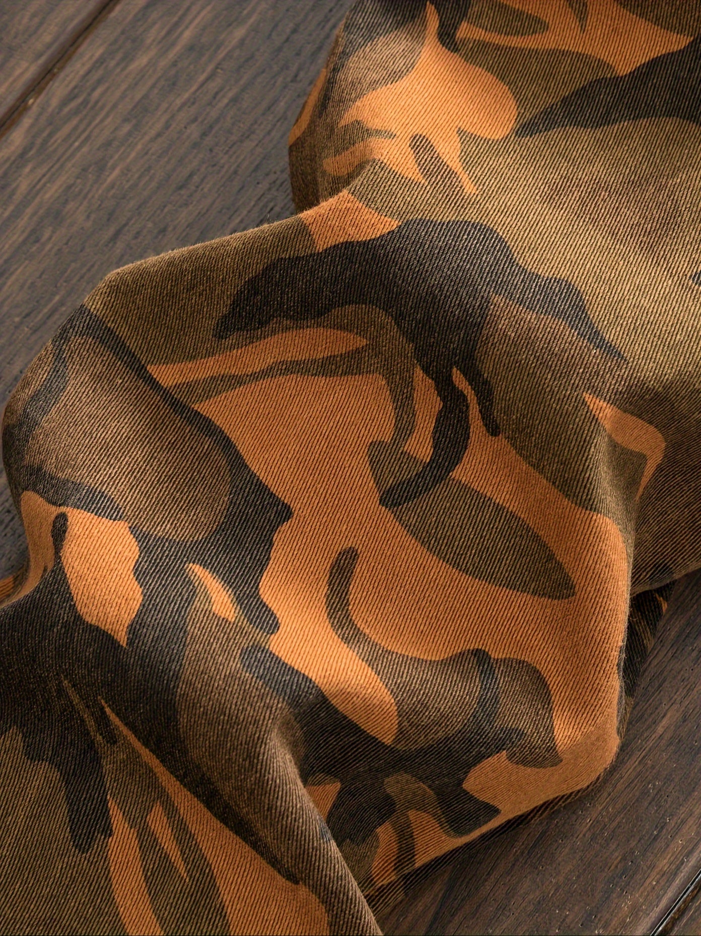 Men's Camo Jeans: Micro Elastic, Multi-Pocket, Straight Fit