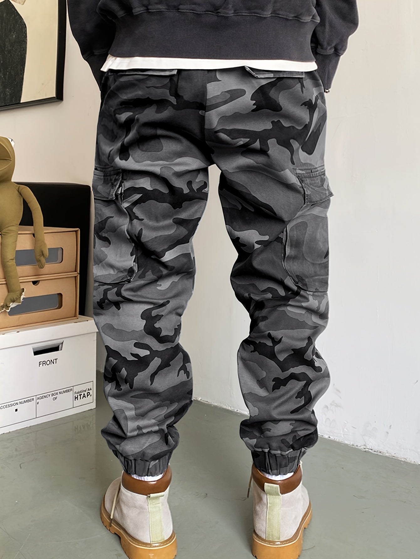 Streetwear Camo Cargo Pants with Multiple Pockets