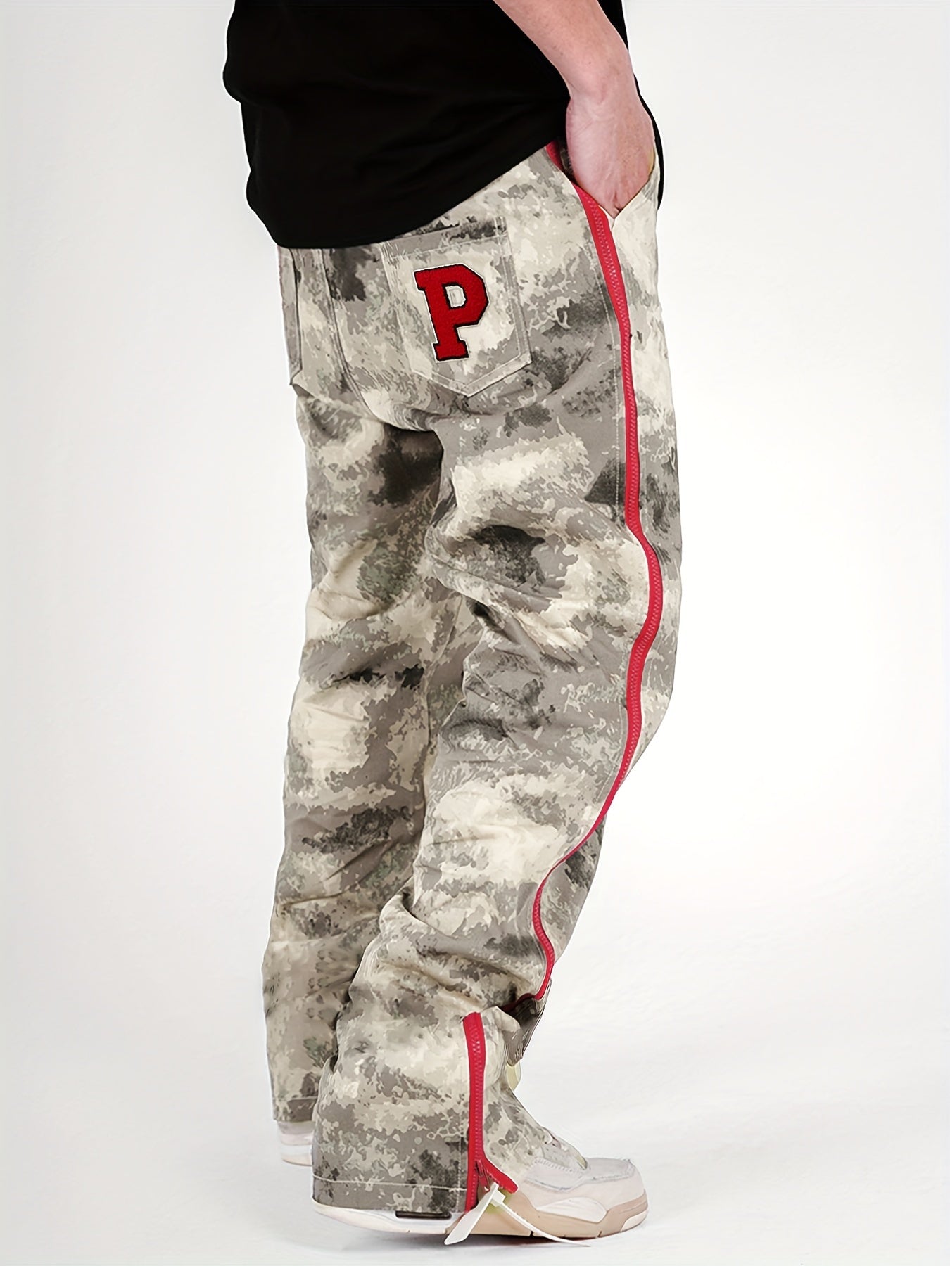 Desert Camo Cargo Pants | Loose Fit with Multiple Pockets