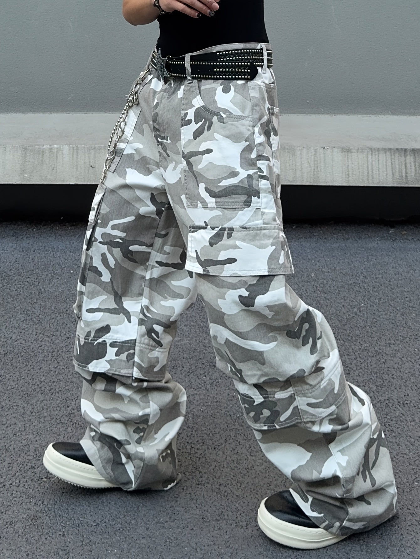 American Street Fashion Camouflage Work Pants with Loose Pockets