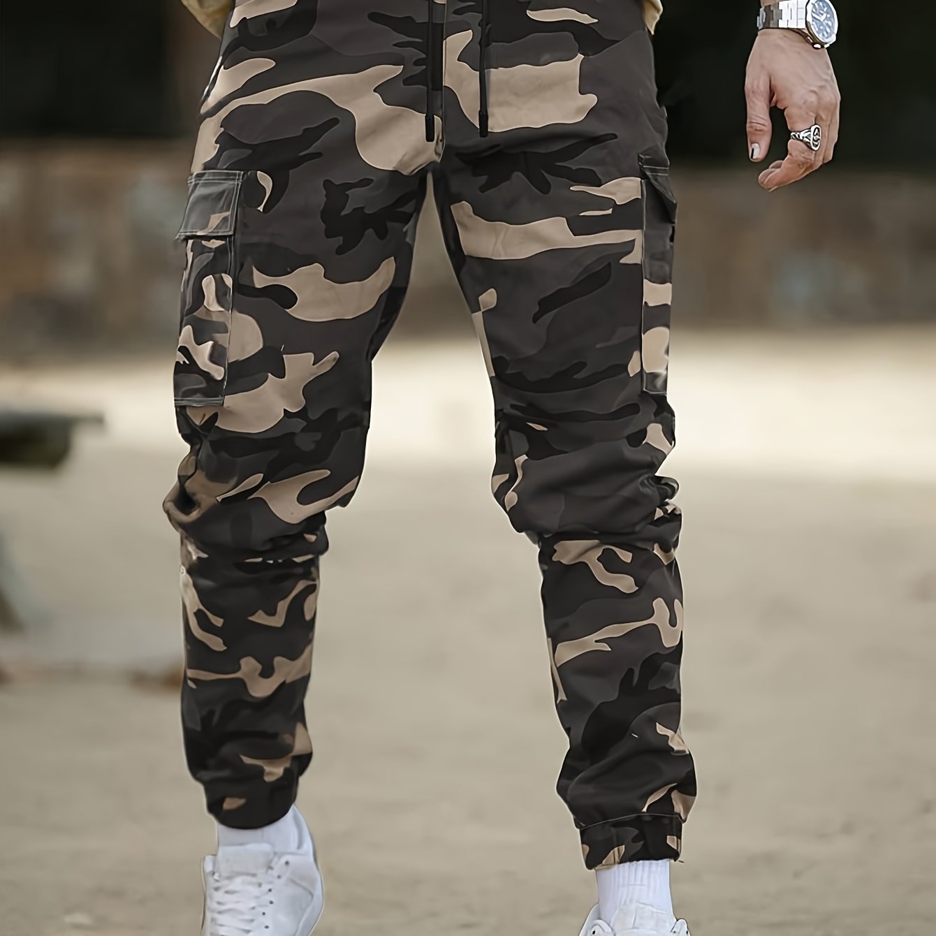 Cropped Camo Cargo Pants For Men