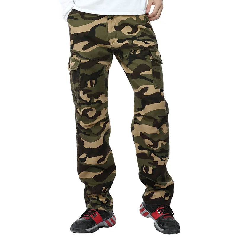 Men's Baggy Camo Cargo Pants: Fleece-Lined Military Style