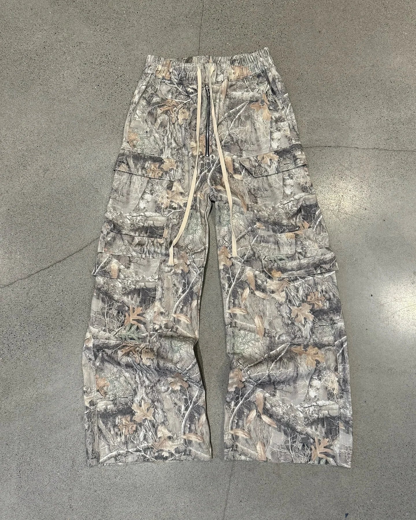 Stylish Y2K Camo Cargo Pants Multi-Pocket Hip Hop Gothic Trousers