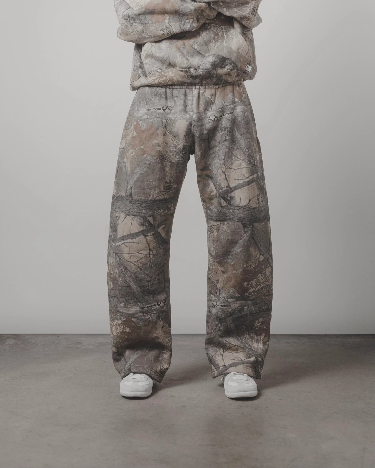 Retro Camo Streetwear Hoodie & Sweatpants Wide-Leg Set