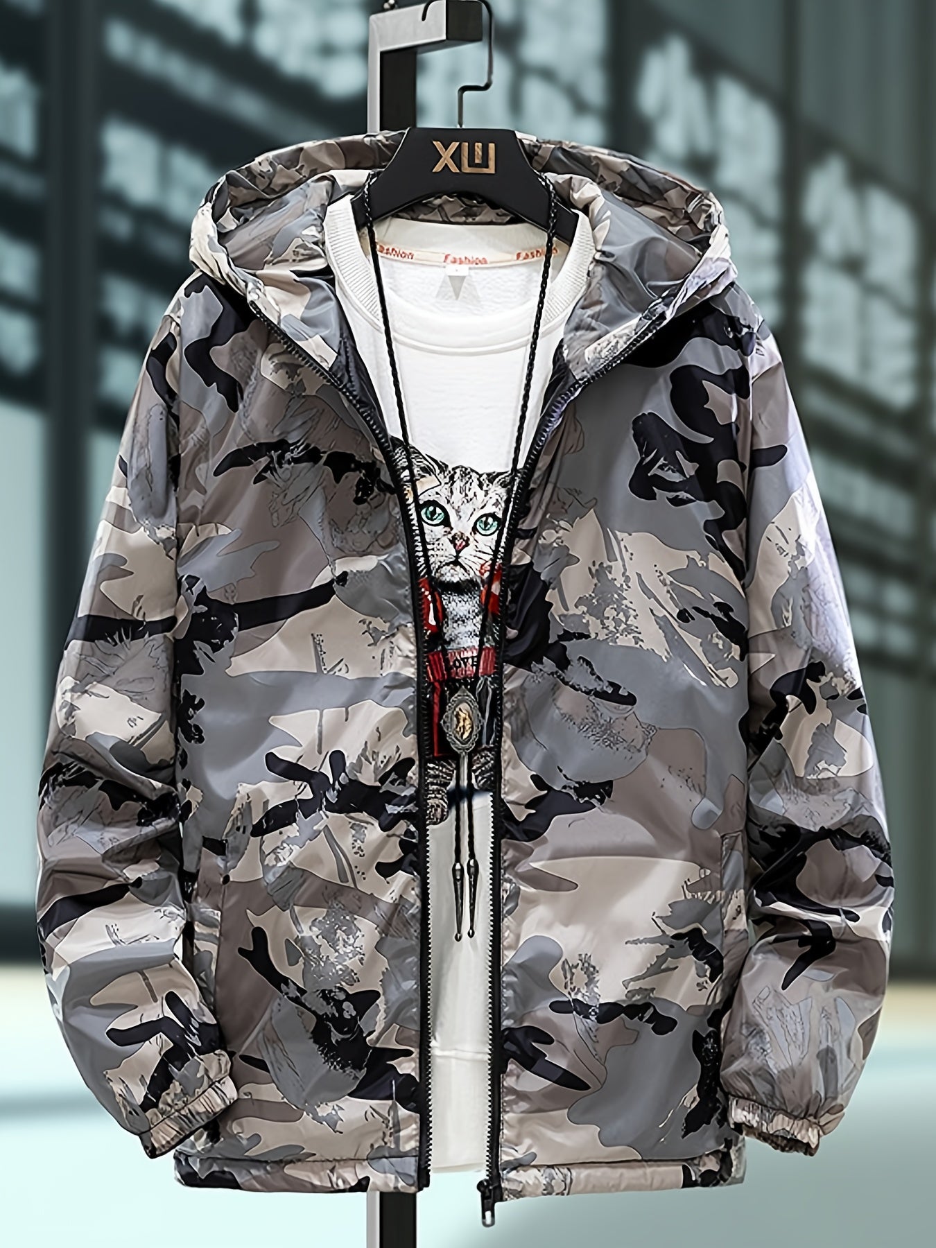 Men's Windproof Camo Jacket with Fleece Lining | Sports Coat