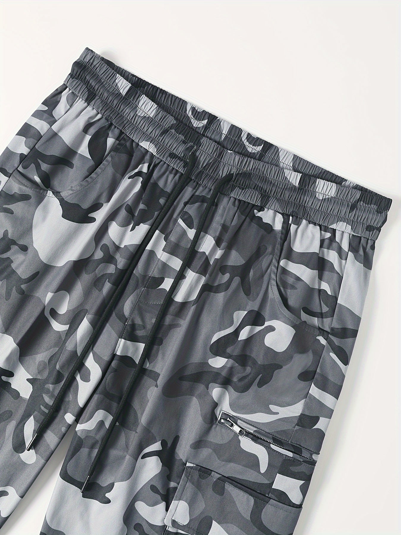 Men's Camo Cargo Pants with Flap Pockets & Invisible Zipper