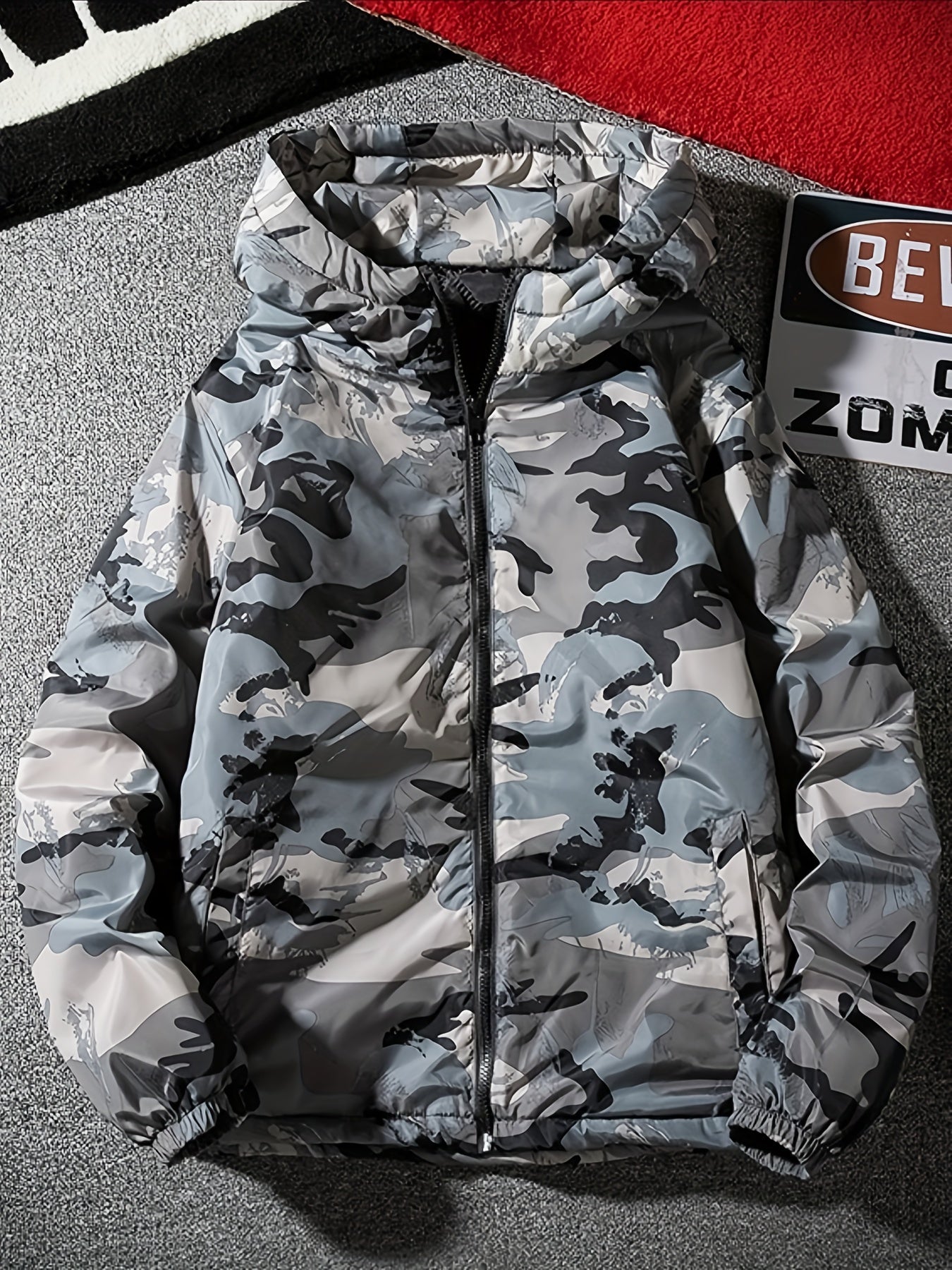 Men's Windproof Camo Jacket with Fleece Lining | Sports Coat