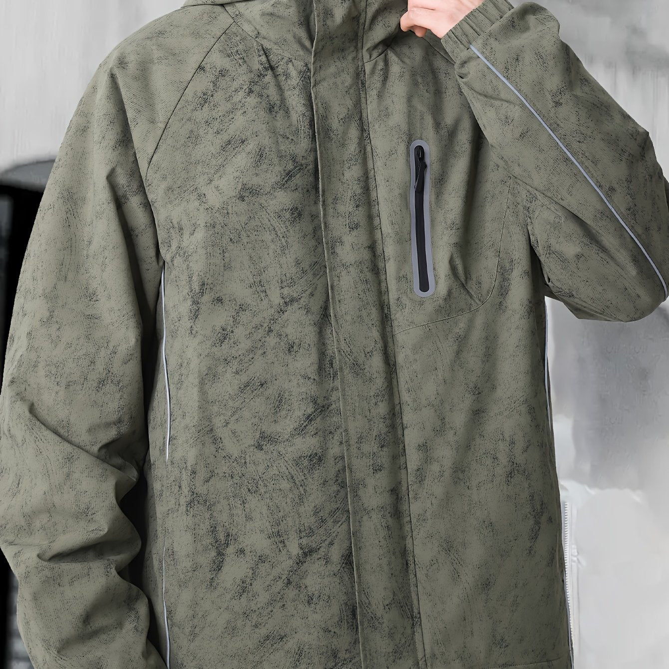 Men's Camo Hooded Jacket with Zip-Up Front, Elastic Cuffs