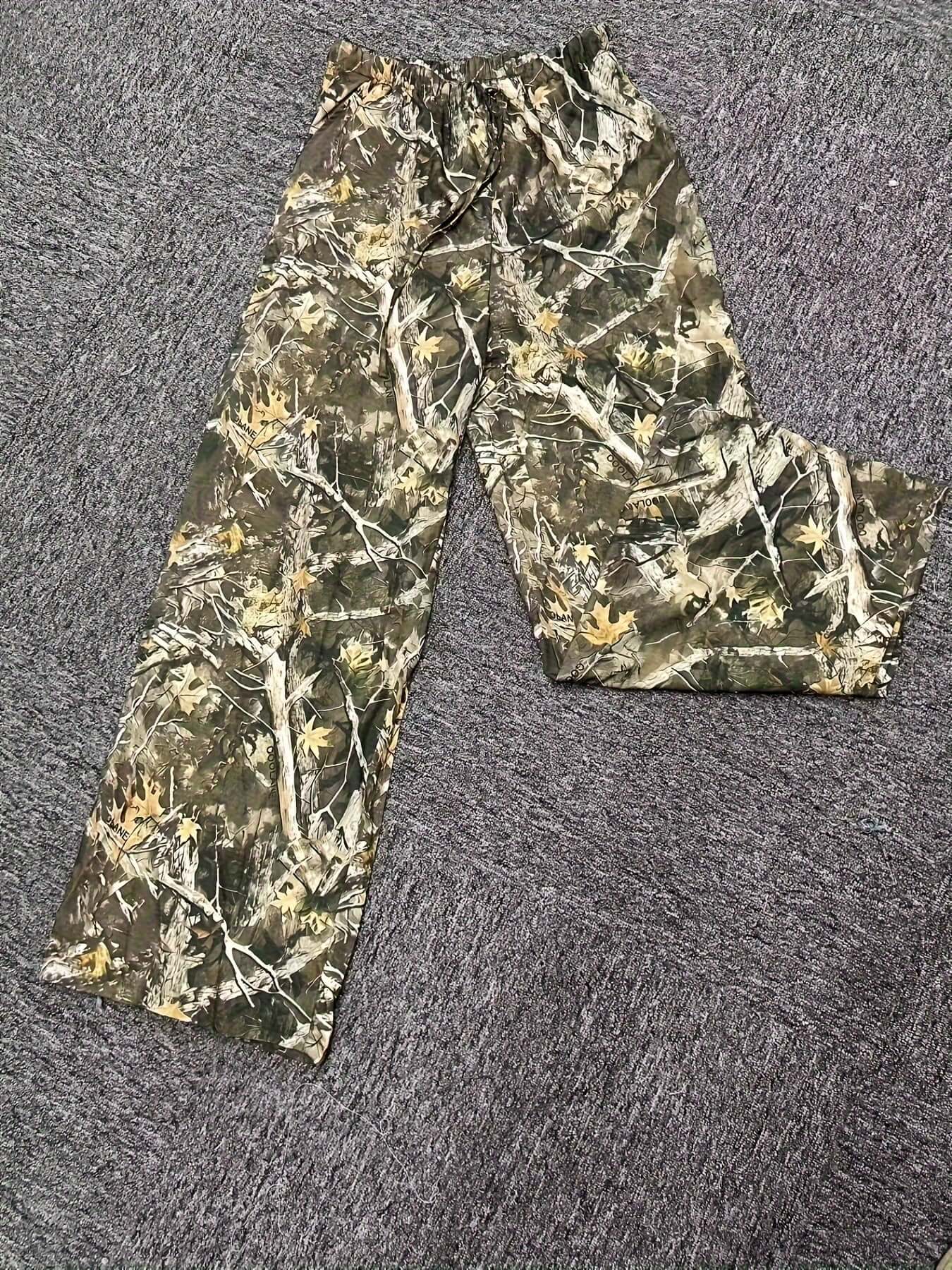 Women's Long Pants | Maple Leaf Camo Print Casual Loose Fit