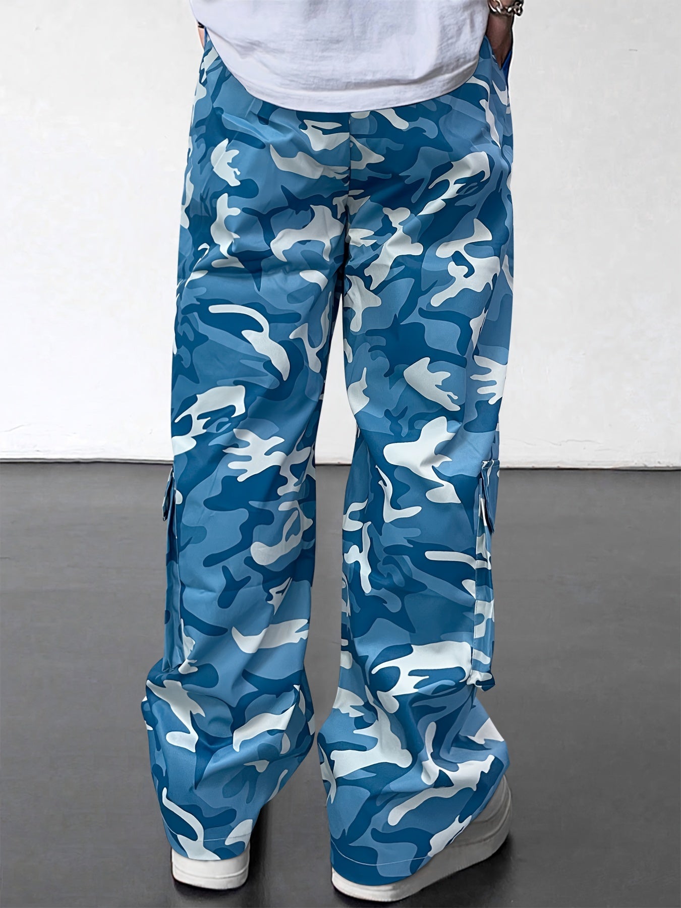 Men's Camo Cargo Pants | Loose Fit, Multi-Pocket Design