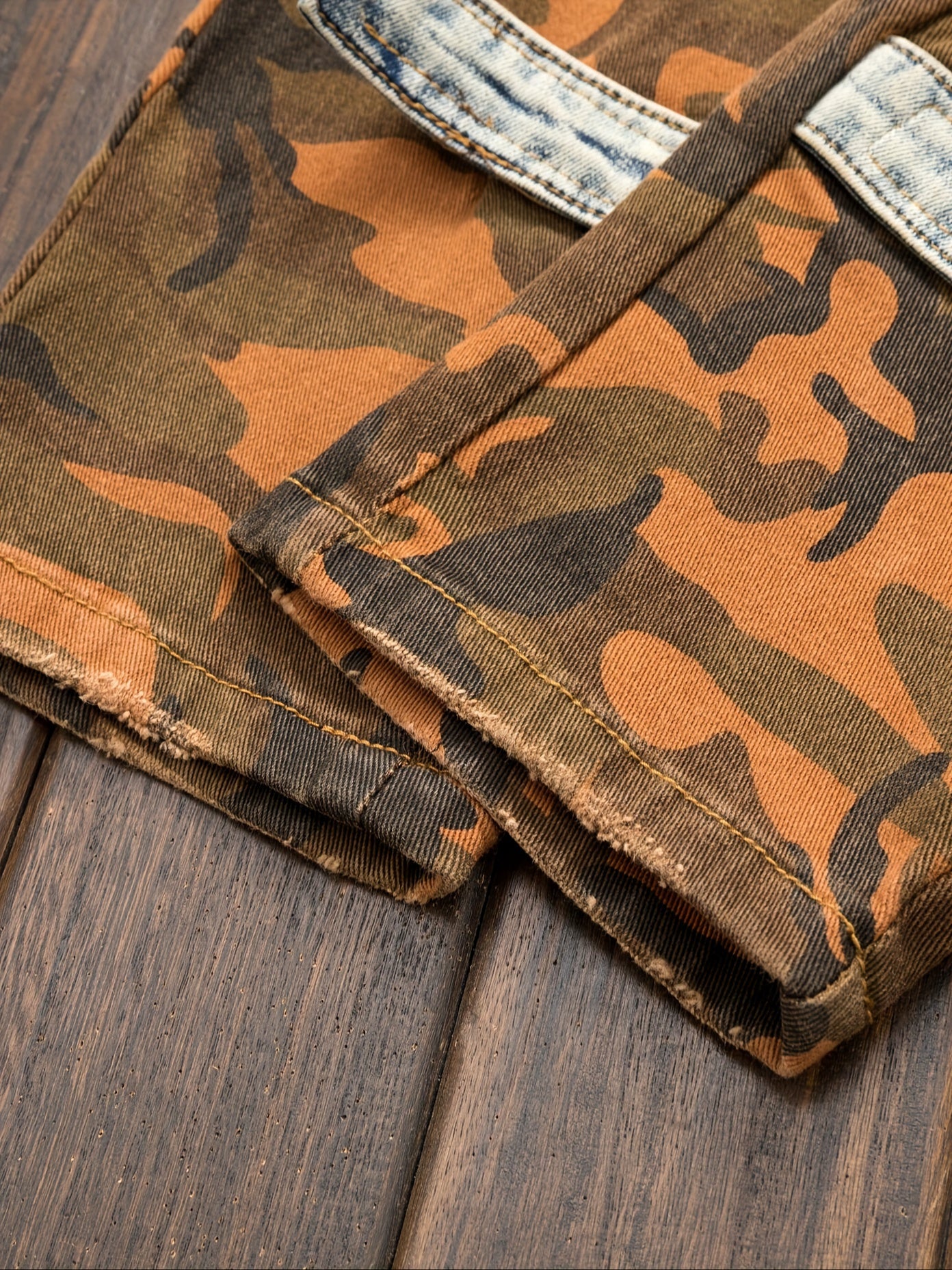 Men's Camo Jeans: Micro Elastic, Multi-Pocket, Straight Fit